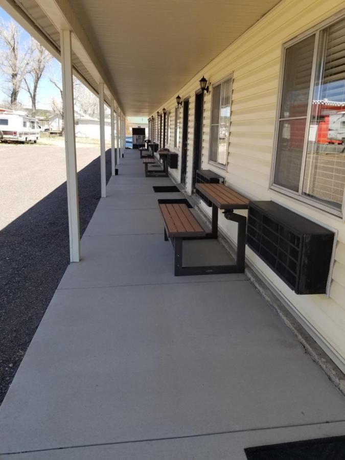 Galaxy Of Harley Bikers Between Bryce And Zion Motel Hatch Exterior foto